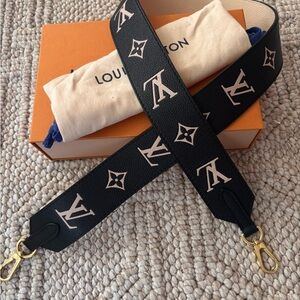 Louis Vuitton EUC Bandouliere Bicolor Monogram Strap